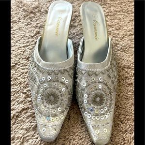 Indian Silver Sparkly Women’s Shoes! (Good Condition)